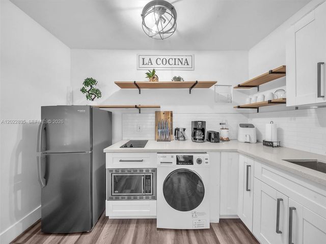 1109 NE 16th Terrace, Fort Lauderdale, FL 33304