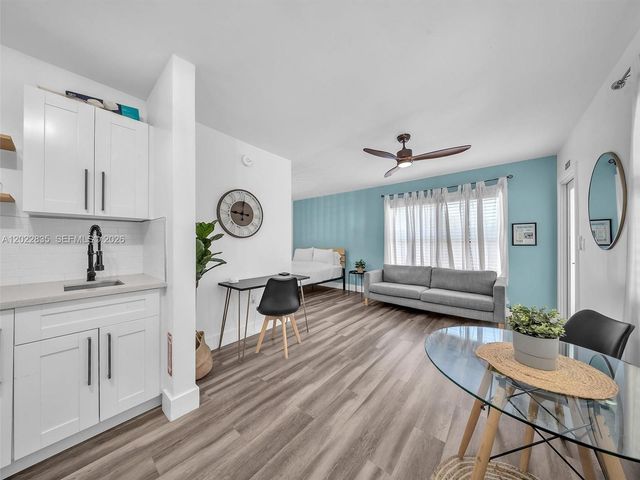 1109 NE 16th Terrace, Fort Lauderdale, FL 33304