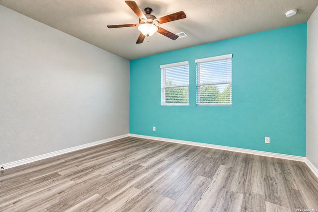 2143 Silent Fox, San Antonio, TX 78260