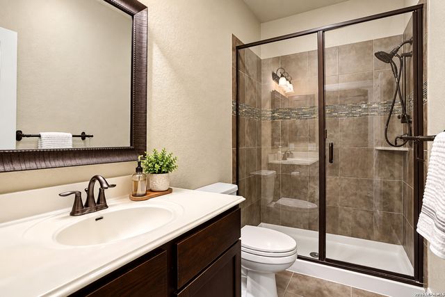 2143 Silent Fox, San Antonio, TX 78260