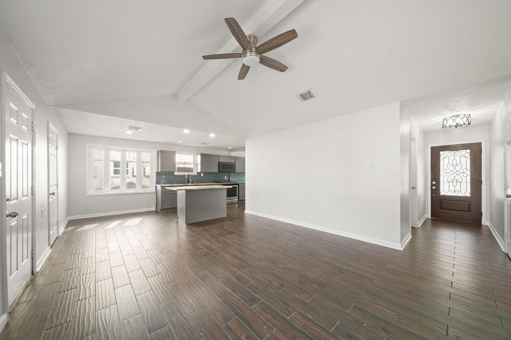 10914 Sagepark Lane, Houston, TX 77089