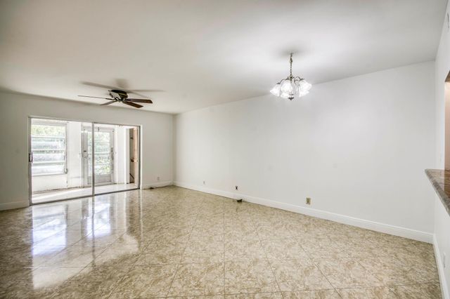 9200 SW 3rd Street 109, Boca Raton, FL 33428
