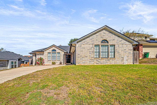 8811 Silent Wings, San Antonio, TX 78250