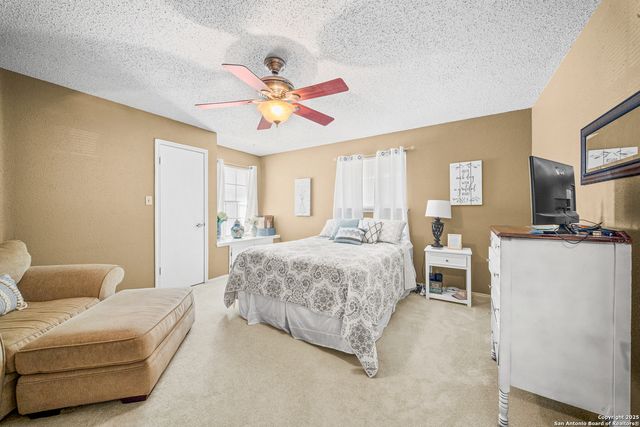 8811 Silent Wings, San Antonio, TX 78250