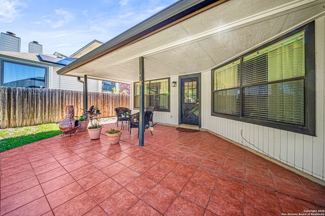 8811 Silent Wings, San Antonio, TX 78250