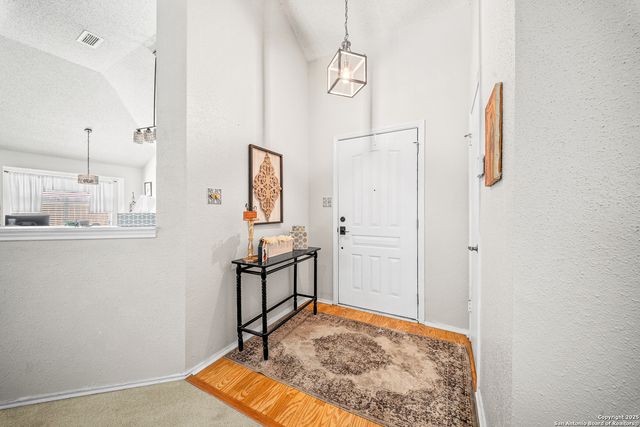 8811 Silent Wings, San Antonio, TX 78250