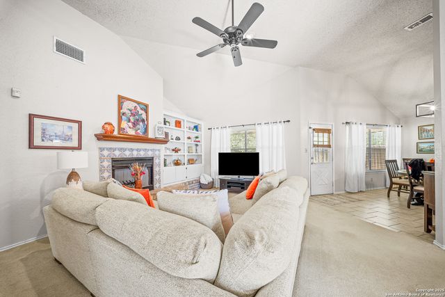 8811 Silent Wings, San Antonio, TX 78250