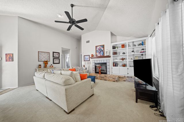 8811 Silent Wings, San Antonio, TX 78250