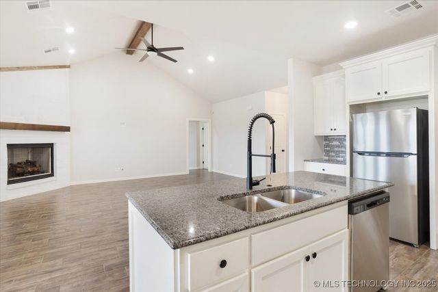 327 Wilson Parkway, Durant, OK 74701