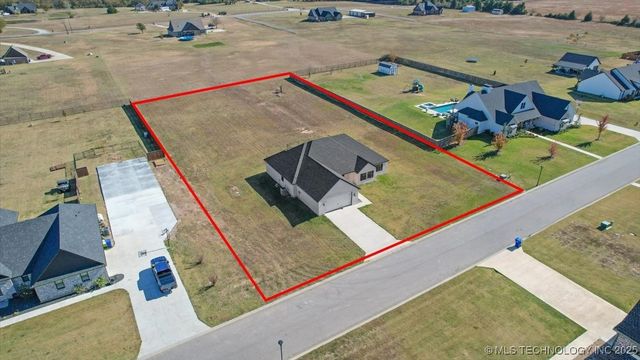 327 Wilson Parkway, Durant, OK 74701