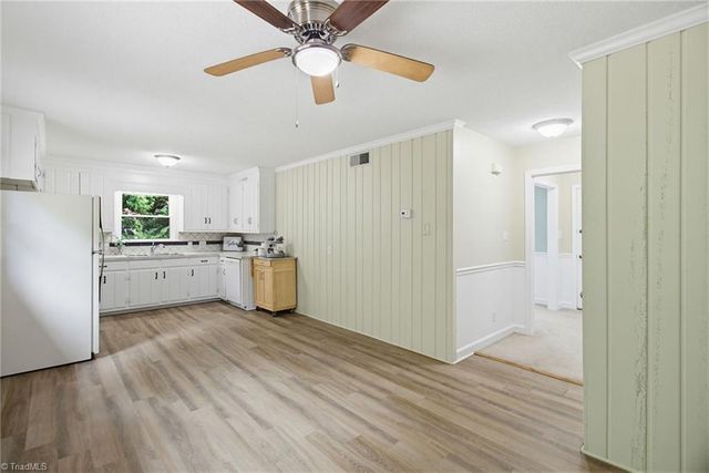 280 Hillsboro Drive, Winston-salem, NC 27104