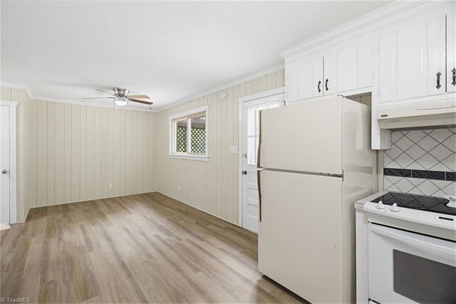 280 Hillsboro Drive, Winston-salem, NC 27104