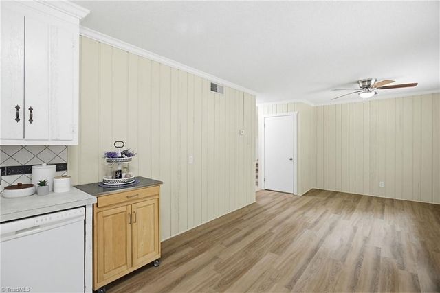 280 Hillsboro Drive, Winston-salem, NC 27104