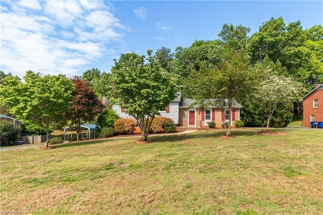 280 Hillsboro Drive, Winston-salem, NC 27104