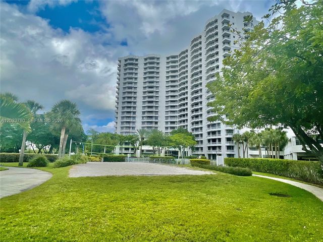 3300 NE 192nd St 509, Aventura, FL 33180