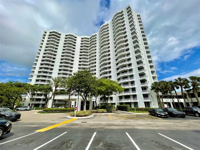 3300 NE 192nd St 509, Aventura, FL 33180