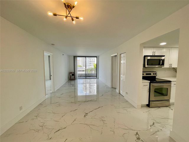 3300 NE 192nd St 509, Aventura, FL 33180