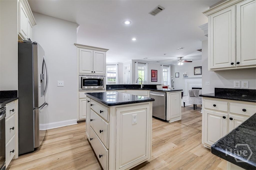 Image 16 of property listing at 300 Purple Plum Drive, Rincon, GA 31326