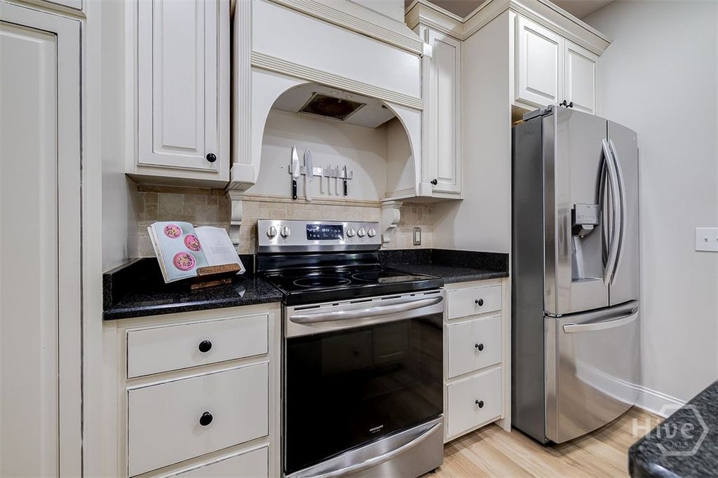 Image 17 of property listing at 300 Purple Plum Drive, Rincon, GA 31326