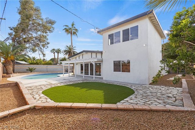 3368 Nahatan Way, Las Vegas, NV 89169