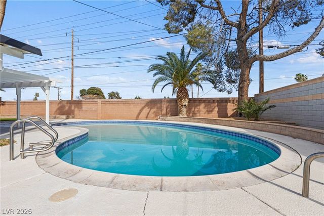 3368 Nahatan Way, Las Vegas, NV 89169