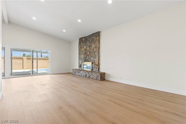 3368 Nahatan Way, Las Vegas, NV 89169