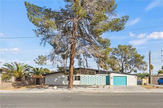 3368 Nahatan Way, Las Vegas, NV 89169