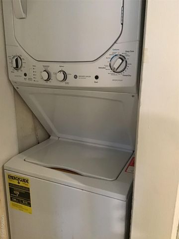 60-39 251st Street 2nd Fl, Little Neck, NY 11362