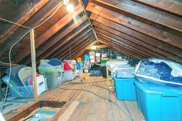 60-39 251st Street 2nd Fl, Little Neck, NY 11362