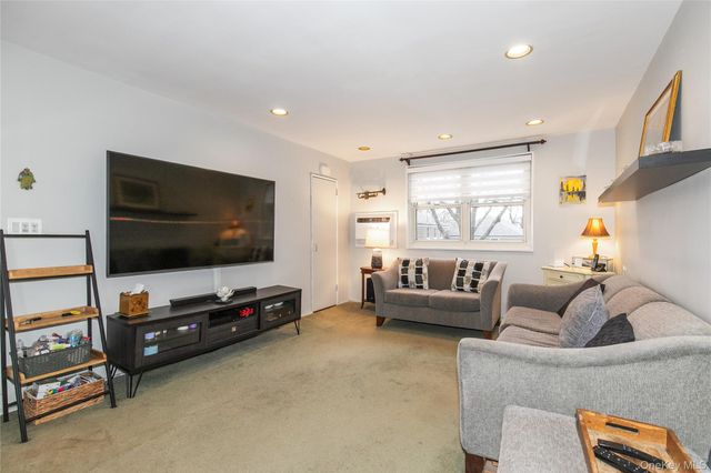 60-39 251st Street 2nd Fl, Little Neck, NY 11362