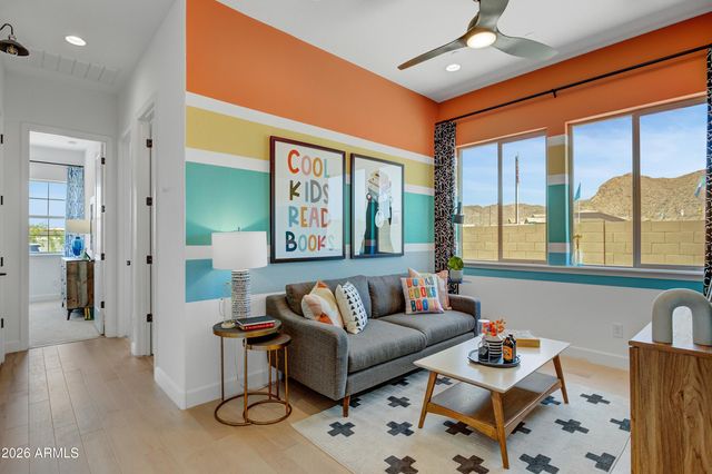 19986 W EL NIDO Lane, Litchfield Park, AZ 85340