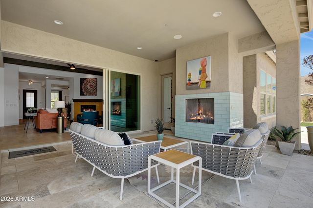 19986 W EL NIDO Lane, Litchfield Park, AZ 85340