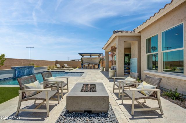 19986 W EL NIDO Lane, Litchfield Park, AZ 85340