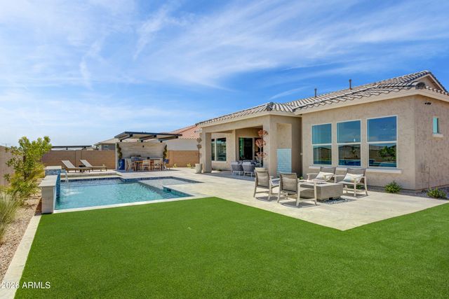 19986 W EL NIDO Lane, Litchfield Park, AZ 85340