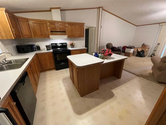 24746 Country Oaks Boulevard, Montgomery, TX 77316