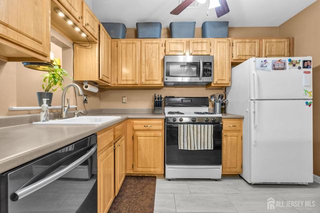 299 vasser Drive, Piscataway, NJ 08854