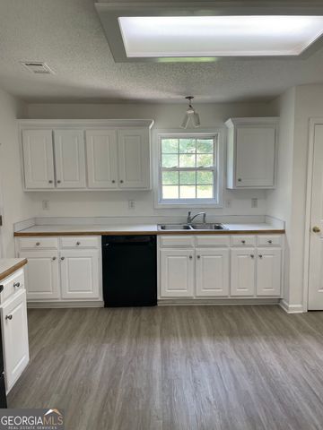 364 Lokey's Ridge Road Road, Bethlehem, GA 30620