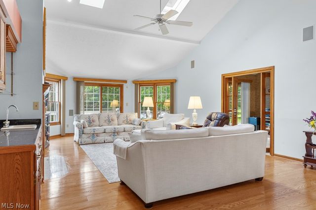 444 Shannon Drive, Wadsworth, OH 44281