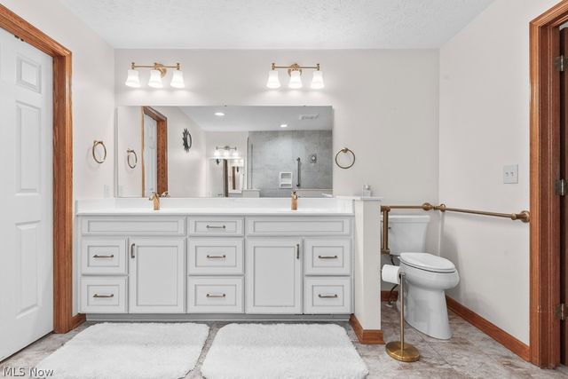 444 Shannon Drive, Wadsworth, OH 44281
