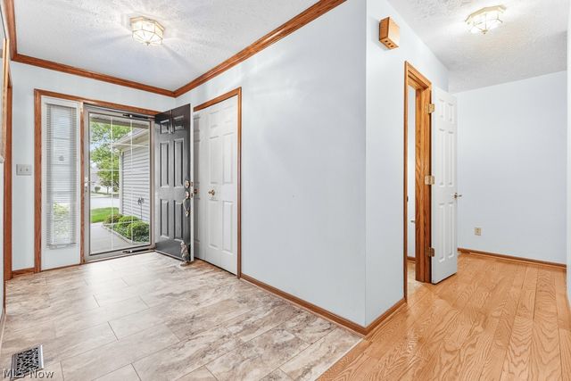 444 Shannon Drive, Wadsworth, OH 44281
