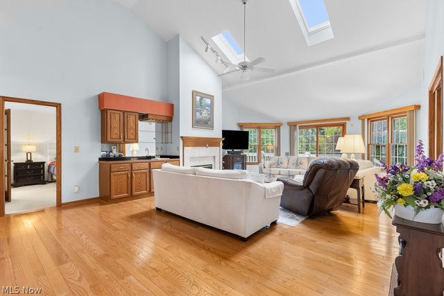 444 Shannon Drive, Wadsworth, OH 44281