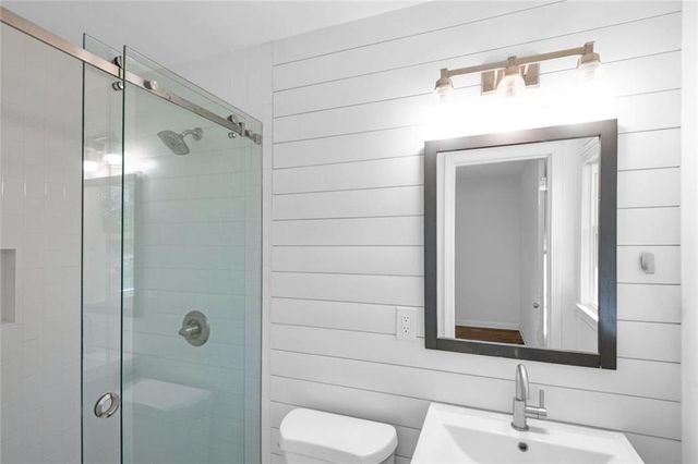 5593 Laurel Lane NW, Lilburn, GA 30047