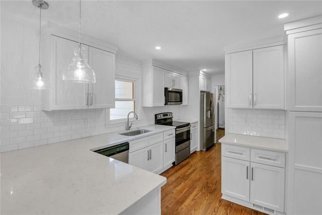 5593 Laurel Lane NW, Lilburn, GA 30047