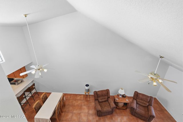 601 W Redondo Drive, Tucson, AZ 85705