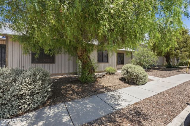 601 W Redondo Drive, Tucson, AZ 85705