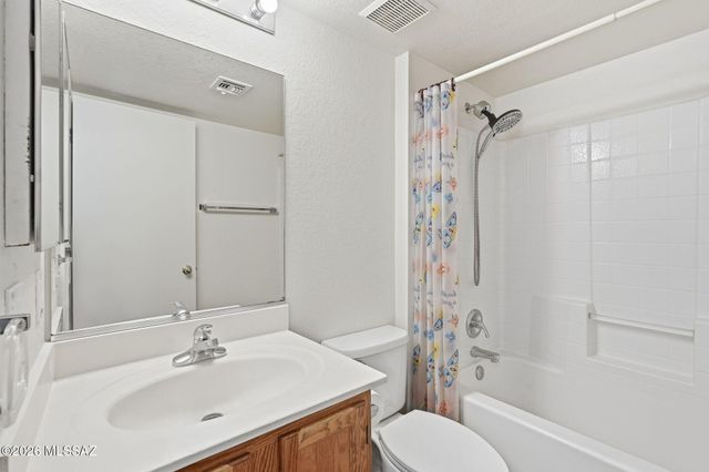 601 W Redondo Drive, Tucson, AZ 85705