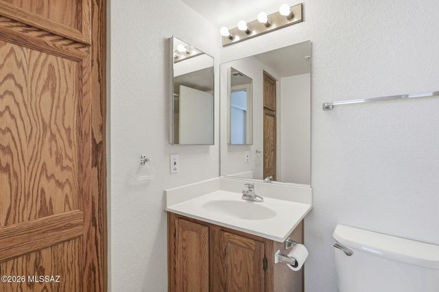 601 W Redondo Drive, Tucson, AZ 85705