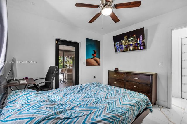 2222 NW 105th St, Miami, FL 33147