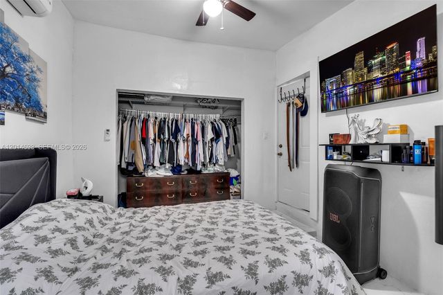 2222 NW 105th St, Miami, FL 33147