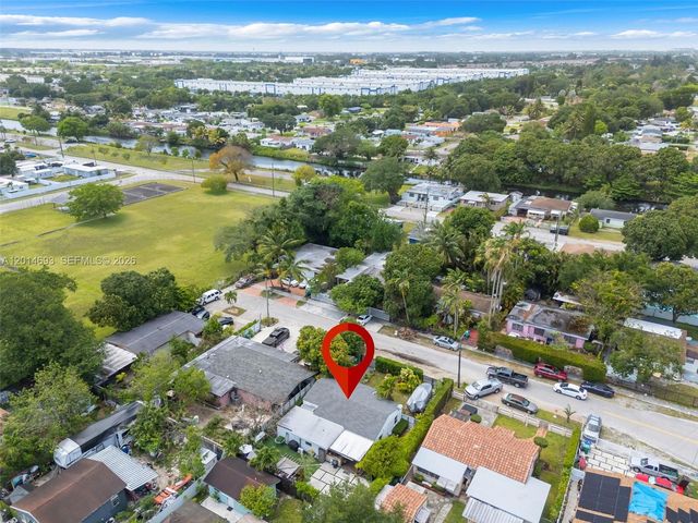 2222 NW 105th St, Miami, FL 33147